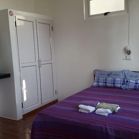 Chez Johnny - Blue Bay Hotel Esterno foto